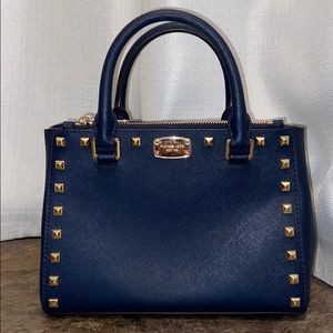 Michael Kors crossbody purse